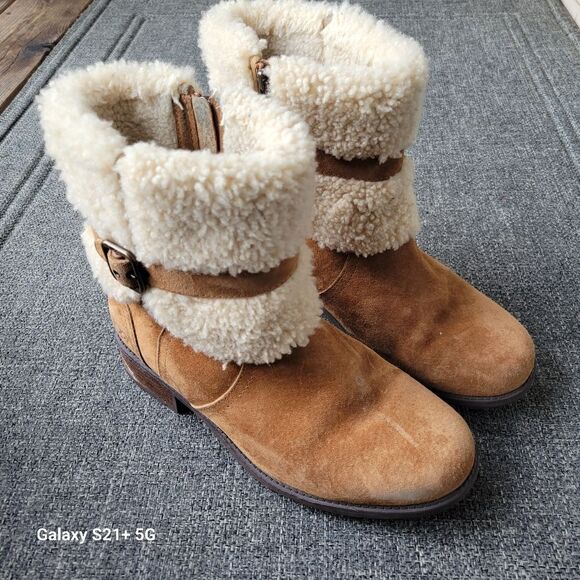 UGG sherpa lined womens winter boots size 9.5 - Picture 2 of 8